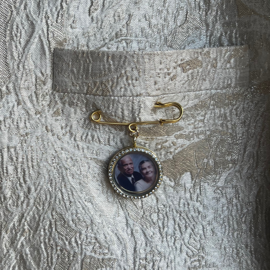 Memorial Pin